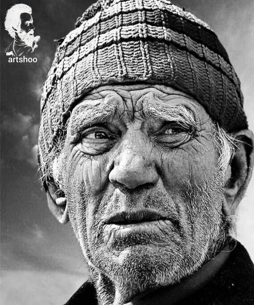 مدل پرتره سیاه قلم